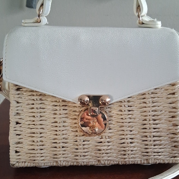 Chic White and Tan Crossbody Bag - Picture 2 of 11